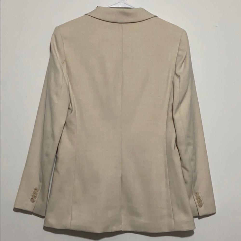 Blazer - Picture 3 of 6